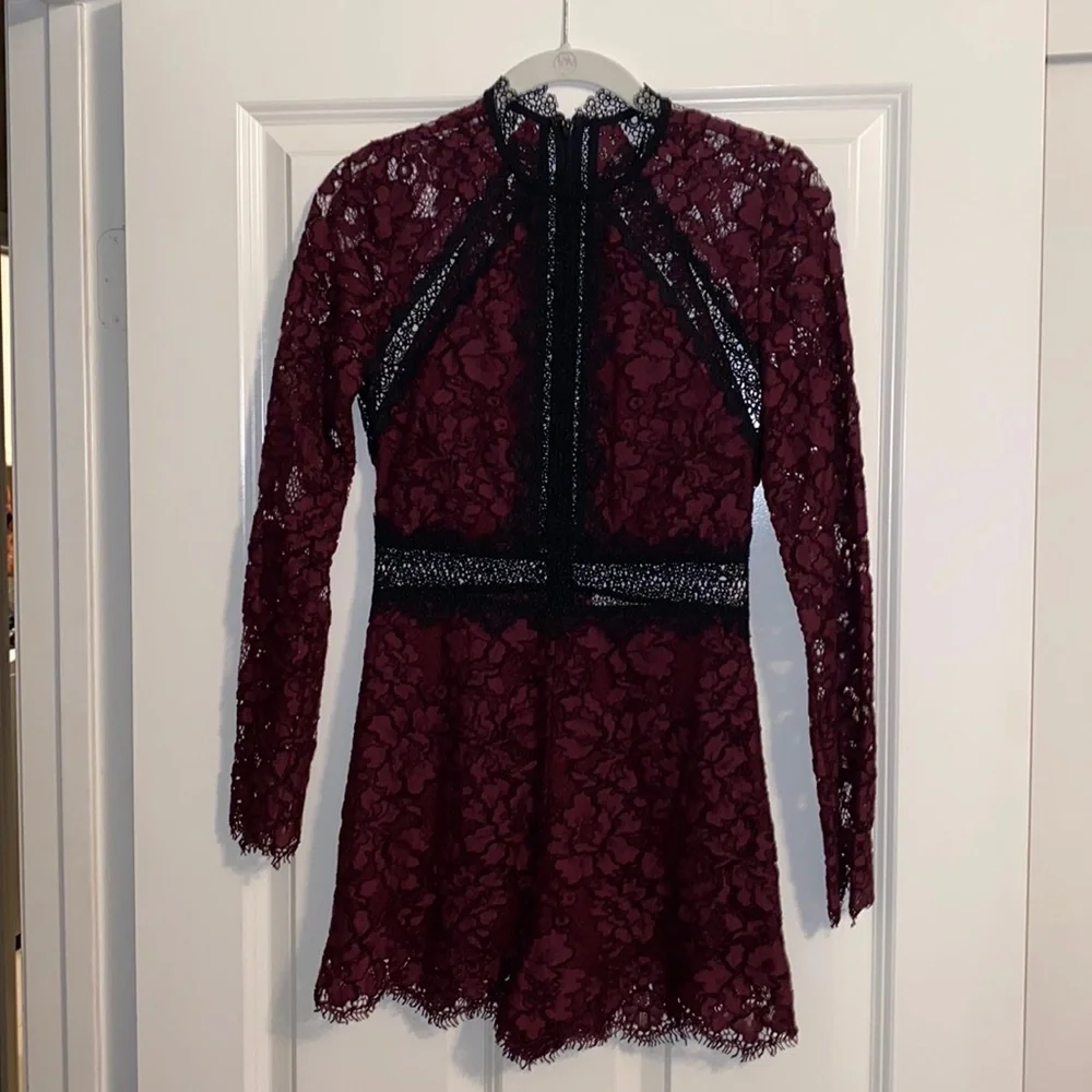 Alexis Eva Long Sleeve Lace Romper - Picture 7 of 9